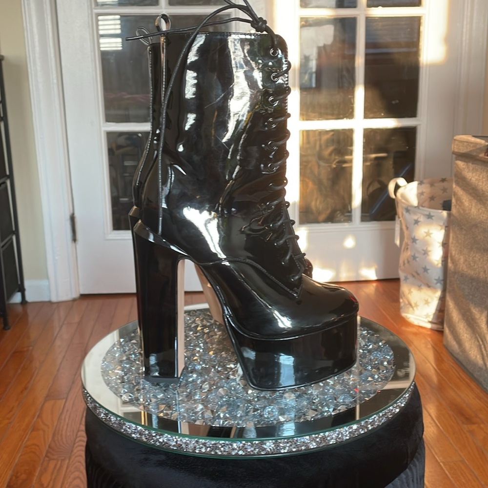 Hedy Lemon drop by privileged lace up patent glossy black chunky platform boots - Picture 3 of 16